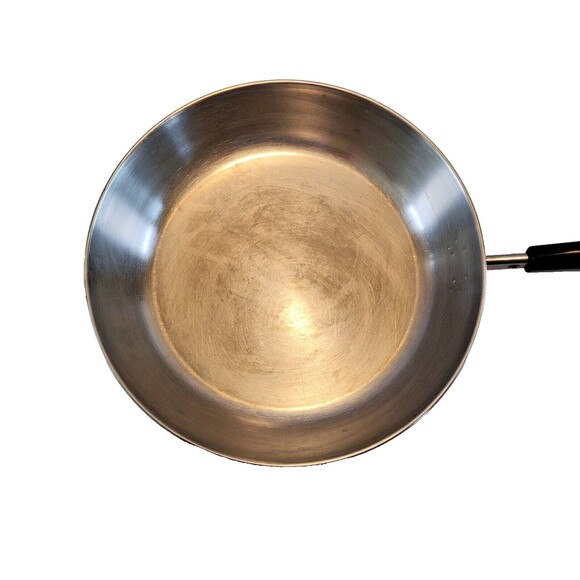 Revere Ware 9” Stainless Steel Disk Bottom Tri-Ply Skillet/Fry Pan, #901 –No Lid - Picture 2 of 12